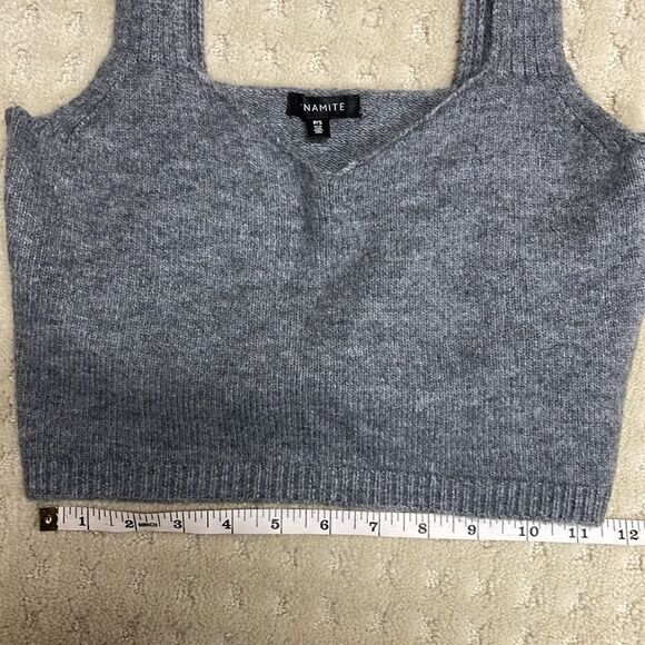 Dynamite Sweater Sleeveless Tank Top, Grey, Size Small - Picture 4 of 7
